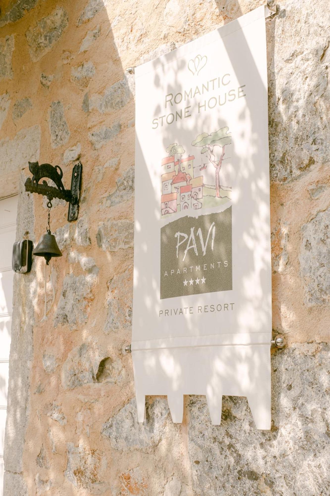 Pavi Apartments Romantic Stone House K13 คอร์นิช ภายนอก รูปภาพ